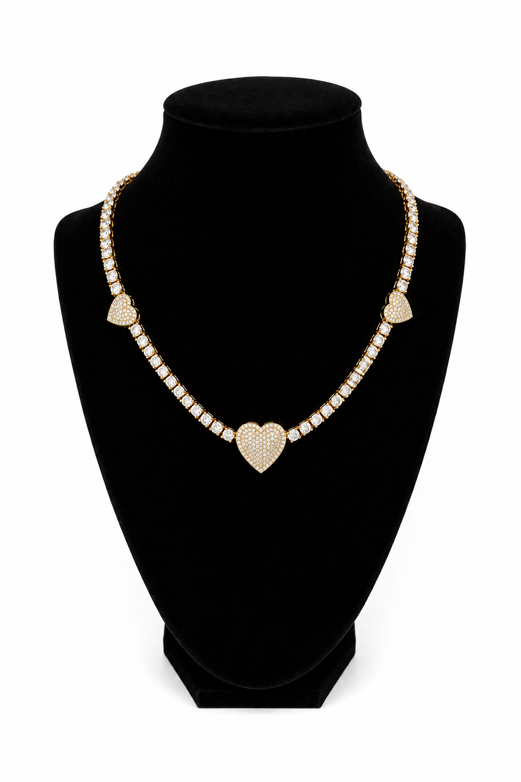 ROYAL HEART NECKLACE